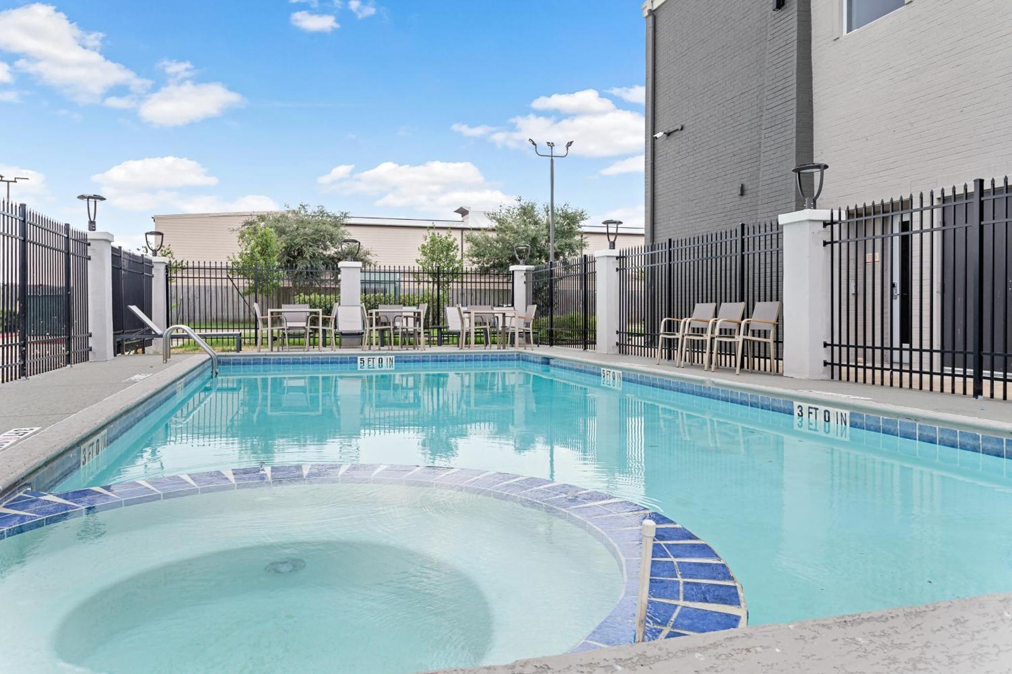 Hawthorn Extended Stay By Wyndham Port Arthur Ngoại thất bức ảnh